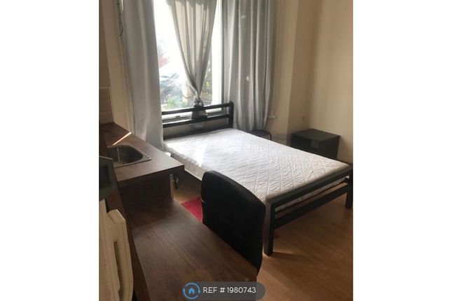 Thumbnail Room to rent in Leander Road, London