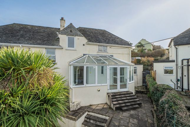 21, Penbeagle Crescent, Cornwall photo 2