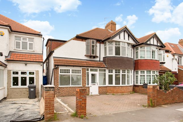 Thumbnail Semi-detached house to rent in Great West Road, Hounslow