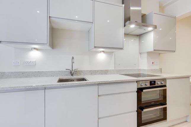 GF 359, Lillie Road, London photo 4