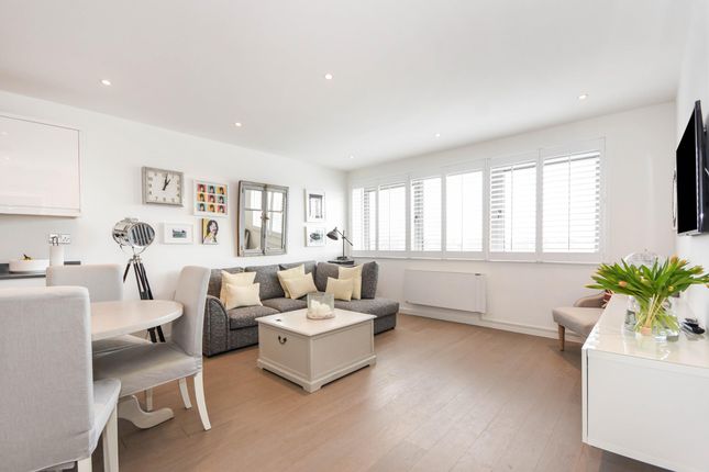 Penthouse to rent in Hubert Road, Brentwood