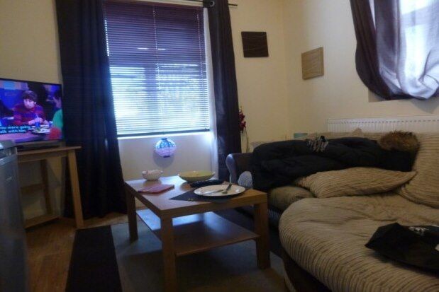 Terraced house to rent in Abbey Street, Nottingham