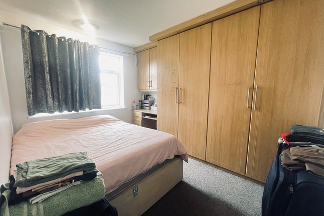 126, Blundell Road, Luton  photo 3