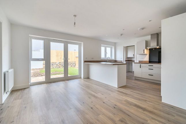 49, Chaldron Way, Chudleigh photo 4