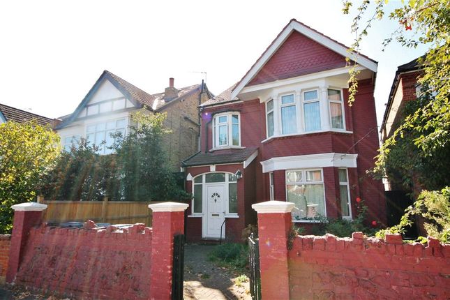 Thumbnail Detached house to rent in Carew Road, Ealing