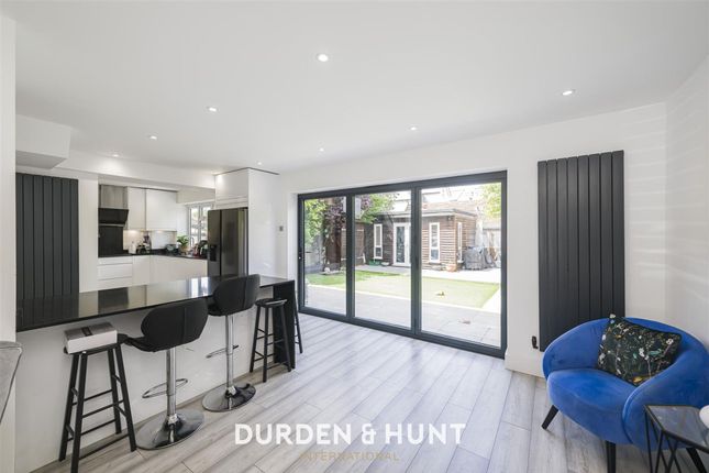 9 Mayflower Way, Ongar photo 4
