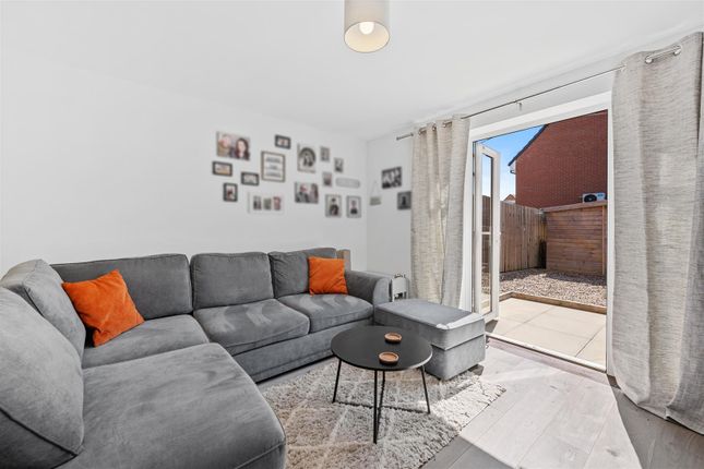 33, Elworthy Close, Kettering photo 4