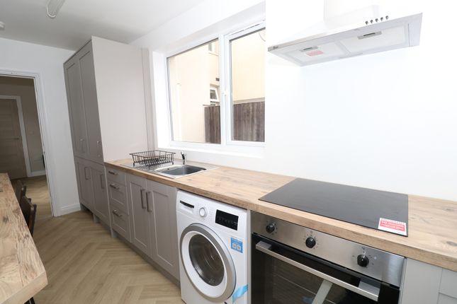 Room 1, 26 Fletcher Street, Crewe, Cheshire photo 5