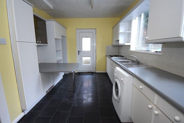 10, Larch Avenue, South Shields photo 4