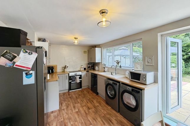18 Ring Road, Flackwell Heath, Buckinghamshire photo 4