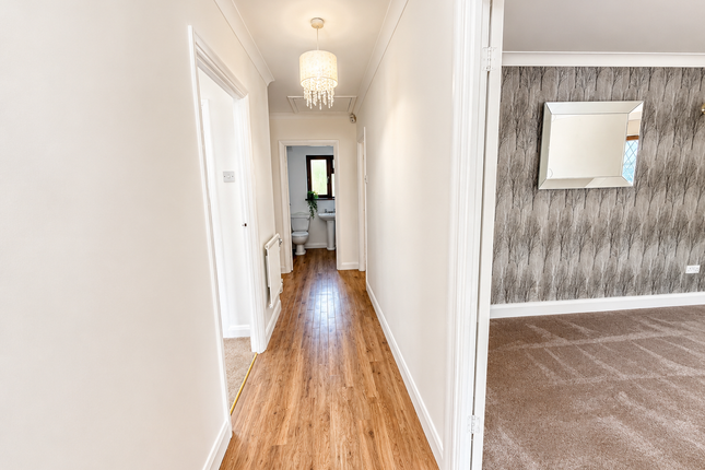 30, New Century Road, Basildon photo 3