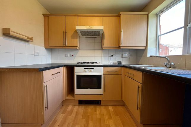 14, Towpath Close, Coventry photo 2