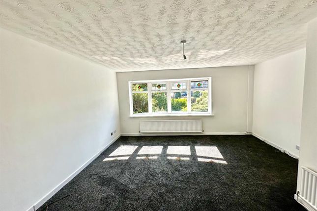 5, Warton Close, Bury photo 4