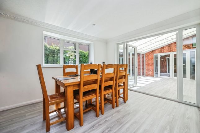 6, Hollythorpe Place, Nottingham photo 4