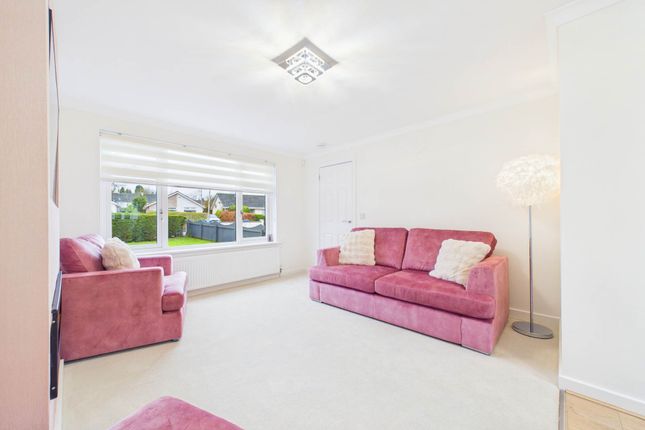 35, Ness Drive, Glasgow photo 4