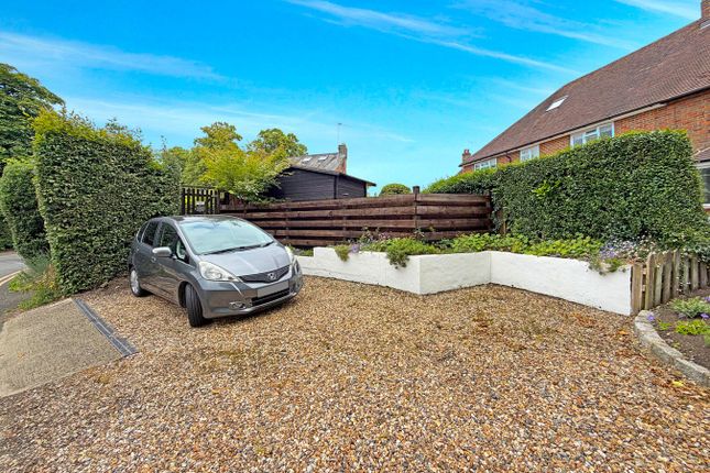 9, Grimsdells Lane, Amersham photo 2