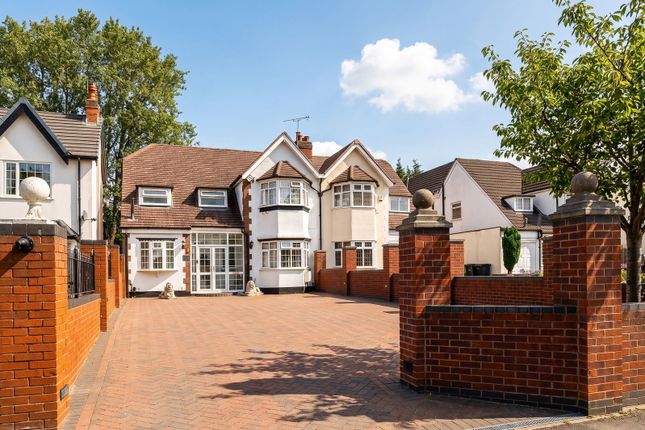 4-bed semi-detached on Stratford Road, Birmingham, £500,000