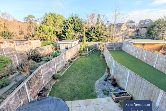 14, Atherley Park Way, Shanklin photo 2