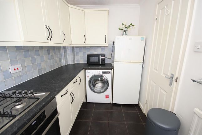 13, Villa Place, Impington photo 3