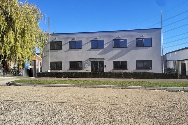 Office to let in 16 Knap Close, Letchworth