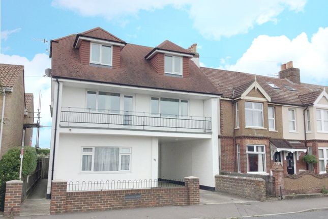 Thumbnail Flat to rent in Regal Forge House, 85 Sompting Road, Lancing, West Sussex