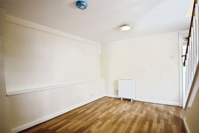 Flat 4,, 29 Highgrove Street, Berkshire photo 4