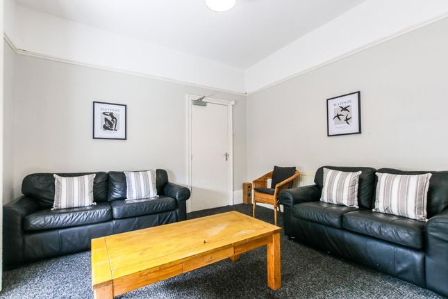 52 Chester Street, Newcastle Upon Tyne photo 4