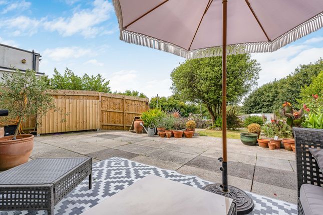32 Hendra Road, St. Austell photo 4