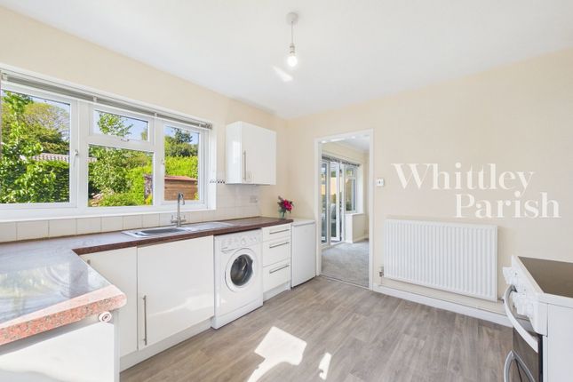 24, Beech Avenue, Attleborough photo 3
