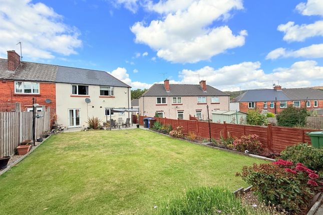 29, Crag View Crescent, Sheffield photo 2