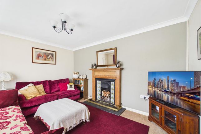 60, Somerset Road, Cinderford photo 4