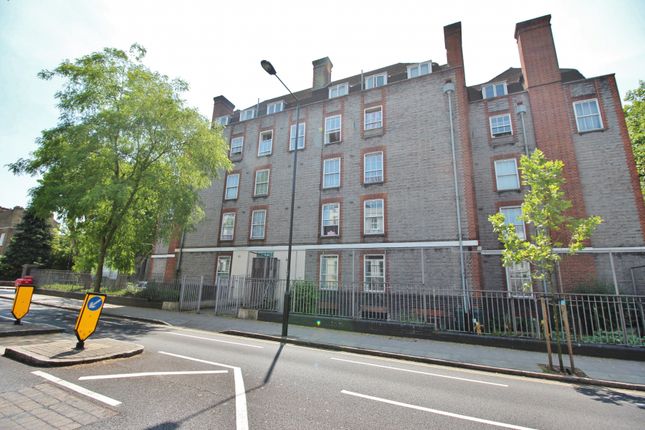 Thumbnail Flat for sale in Leighton Road, London