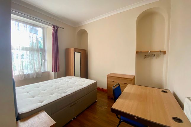 87 Hanover Street, Swansea photo 5
