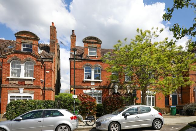 Thumbnail Flat for sale in Sheen Park, Richmond