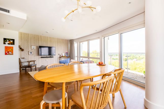 Flat 94, 15, Henry Macaulay Avenue, Kingston Upon Thames photo 3