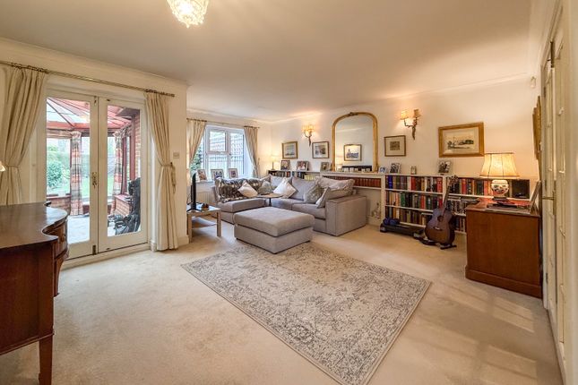 1 Orchard Villas, Park Road, Buckinghamshire photo 2