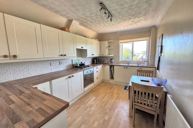 17 White Stones, Cranford Avenue, Exmouth photo 2