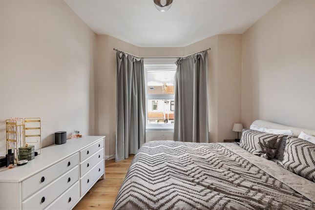 South Esk Road E7