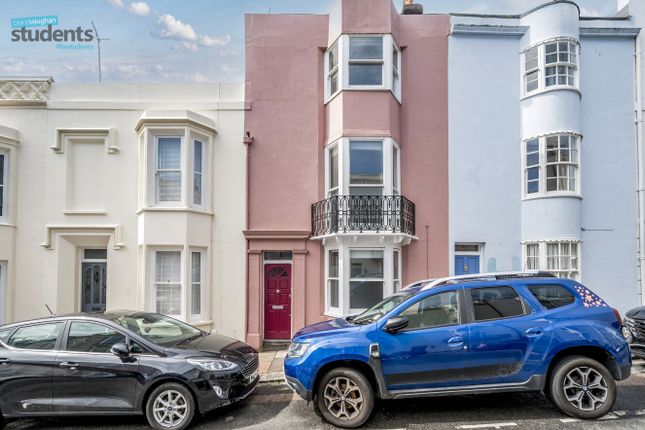 d8c66043-4c43-4A7...