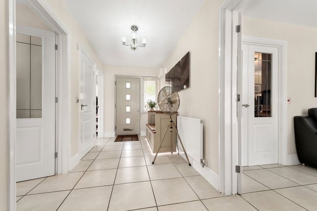 20, Hogsden Leys, St. Neots photo 4