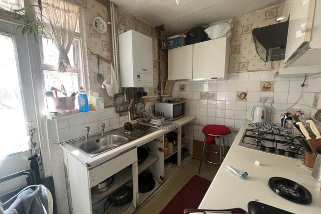 88, Brownlow Road, London photo 4