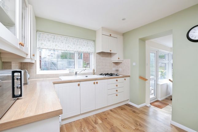 88, Nalders Road, Chesham photo 4
