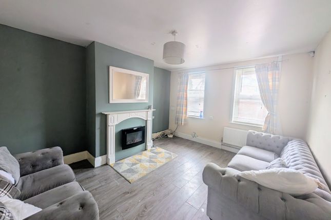 1A,, Greasley Road, Staffordshire photo 4