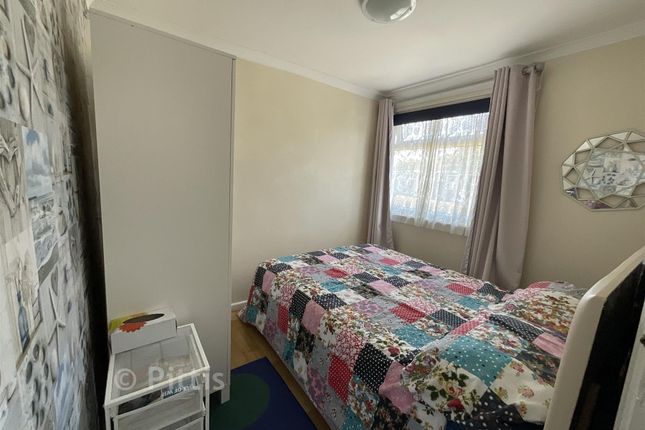 Sandown Bay Holiday Centre, Yaverland Road, Sandown photo 5