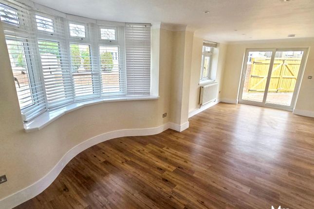 83, Fairfield Road, Bridgend photo 4