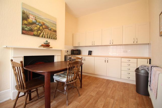 Room 2 - 73B, High Street, Kent photo 4