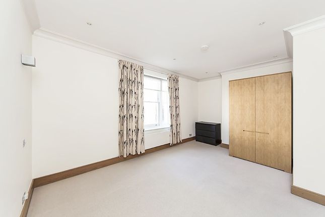 Terraced house to rent in Addison Avenue, Holland Park, London