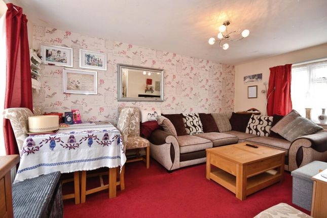 6, Leypark Crescent, Exeter photo 4