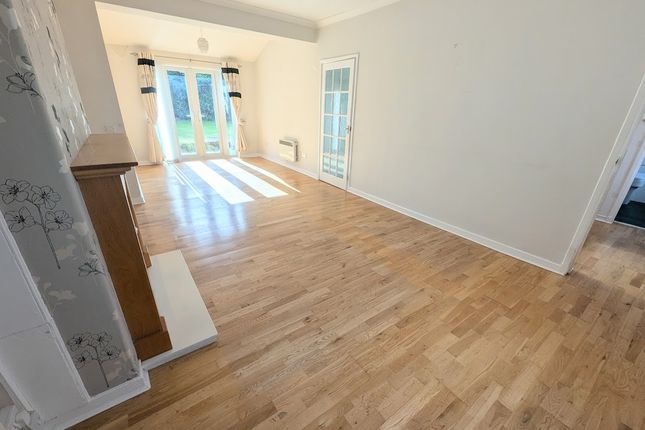 13, Ashfield Drive, Dumfries photo 3