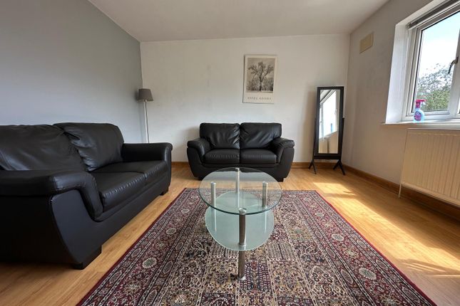 12 Warwick Court, Michaelmas Road, Coventry photo 2